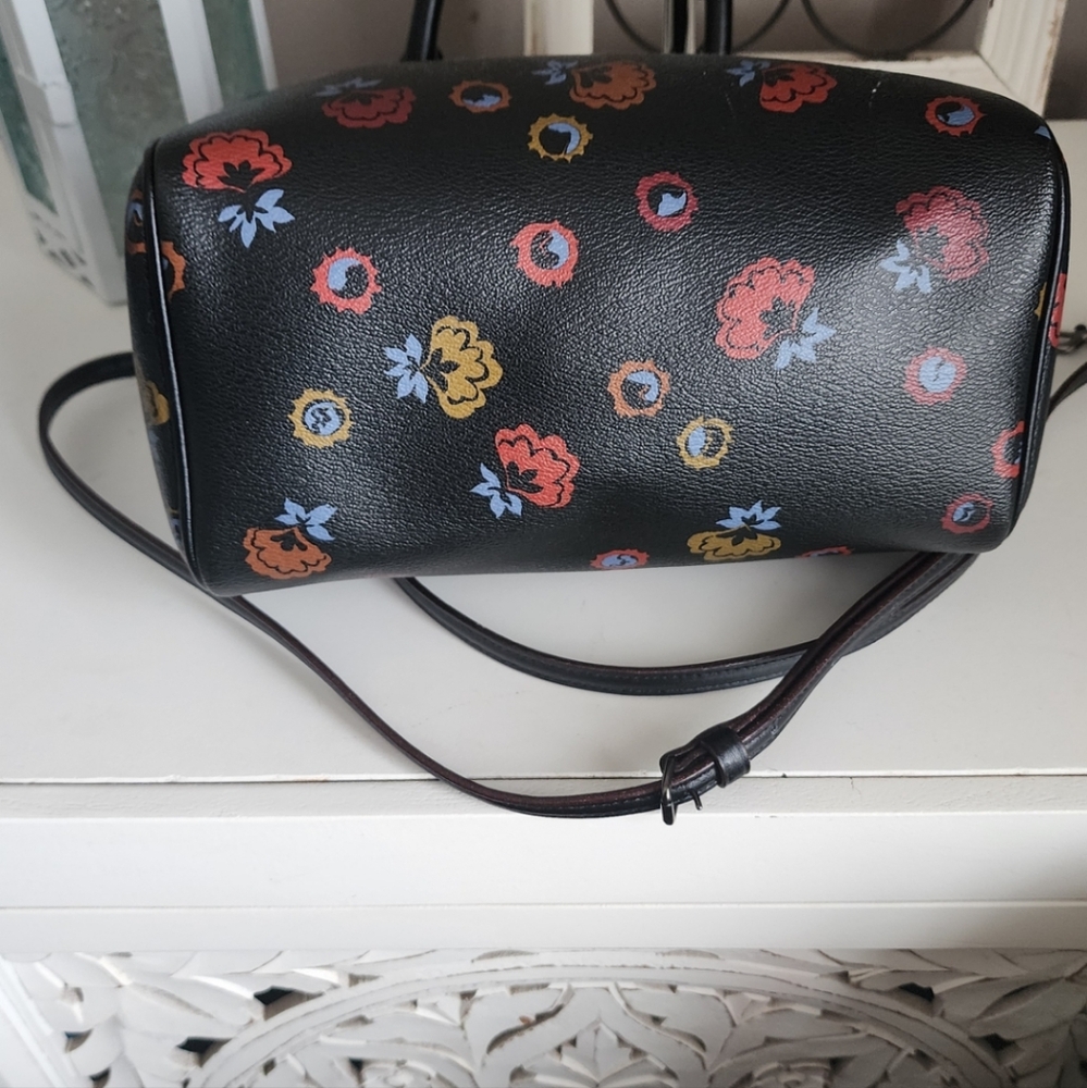 Coach Bennett Black Floral Women's Satchel Bag - Picture 4 of 6